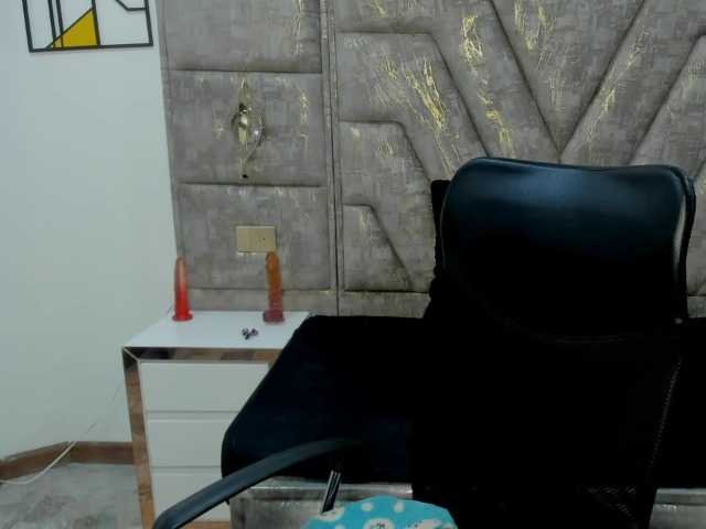 CelesteNaugthy live cam on BongaCams