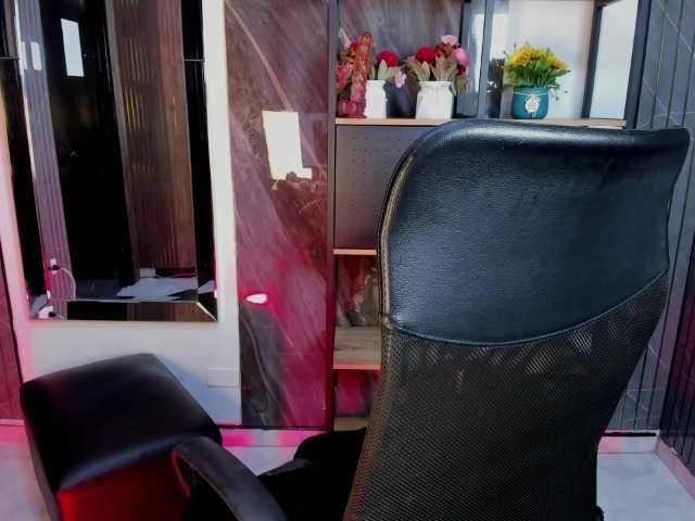 CelesteNaugthy live cam on BongaCams