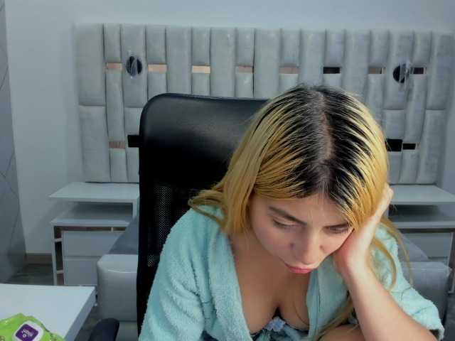 CelesteNaugthy live cam on BongaCams