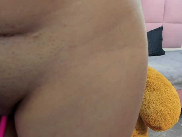 CelesteNaugthy live cam on BongaCams