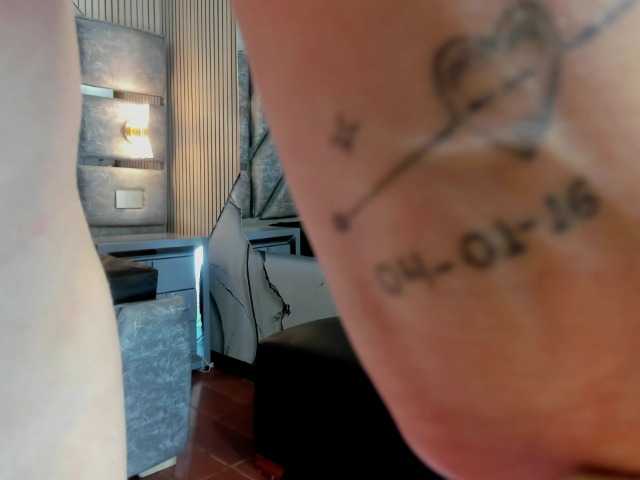 CelesteNaugthy live cam on BongaCams