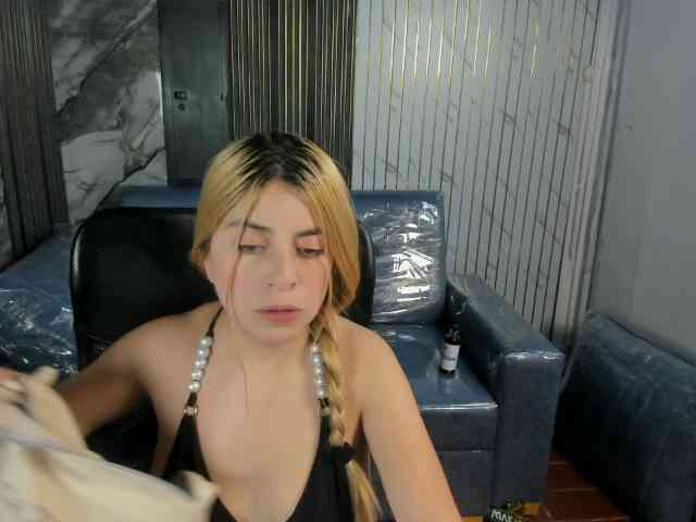 CelesteNaugthy webcam