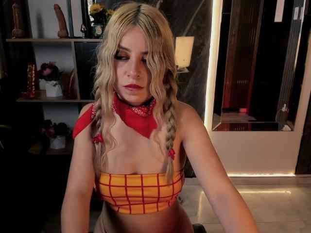 CelesteNaugthy webcam