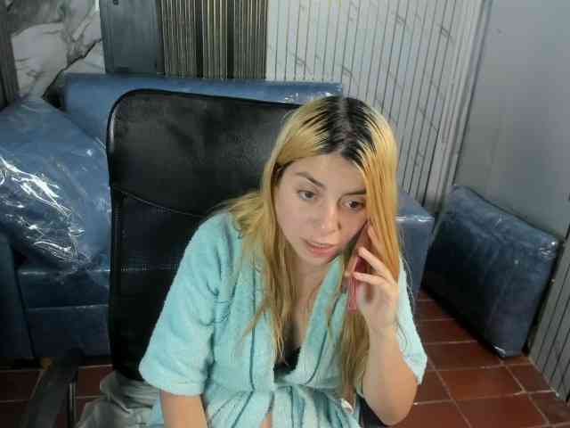CelesteNaugthy webcam