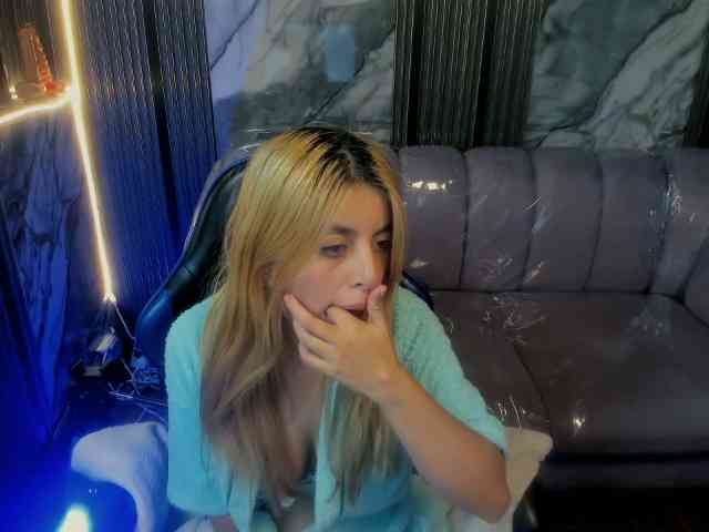 CelesteNaugthy webcam