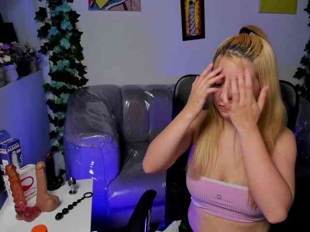 CelesteNaugthy webcam