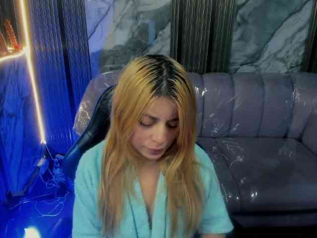 CelesteNaugthy webcam