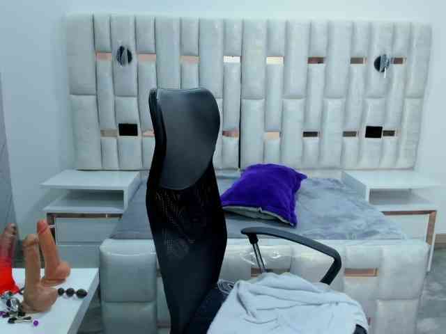 CelesteNaugthy webcam