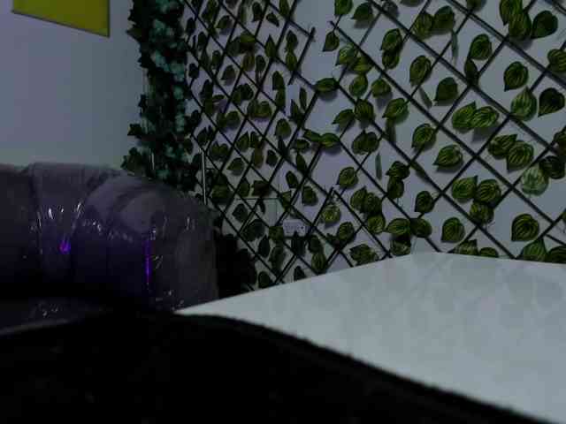 CelesteNaugthy webcam