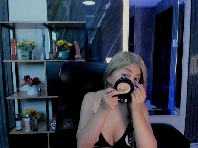 CelesteNaugthy webcam