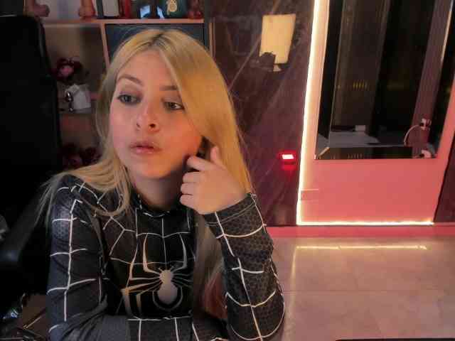 CelesteNaugthy webcam