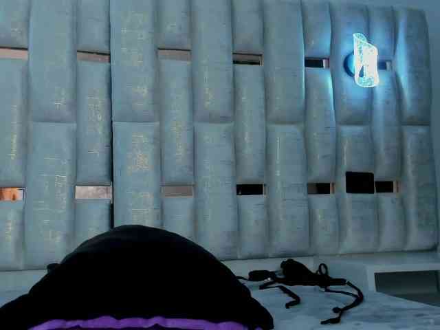 CelesteNaugthy webcam