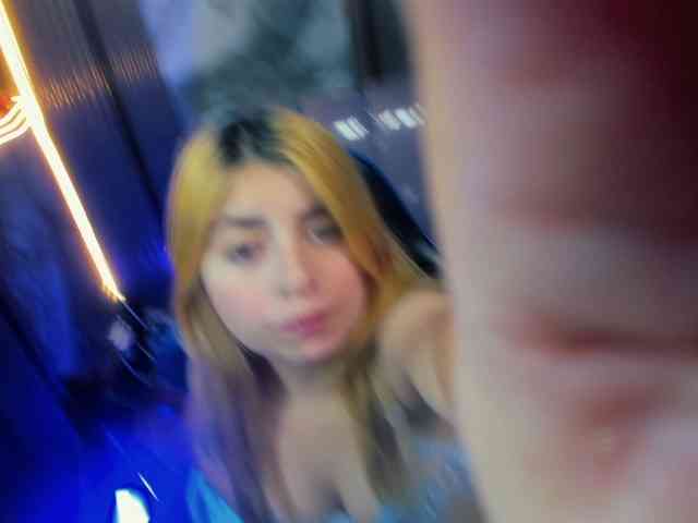 CelesteNaugthy webcam