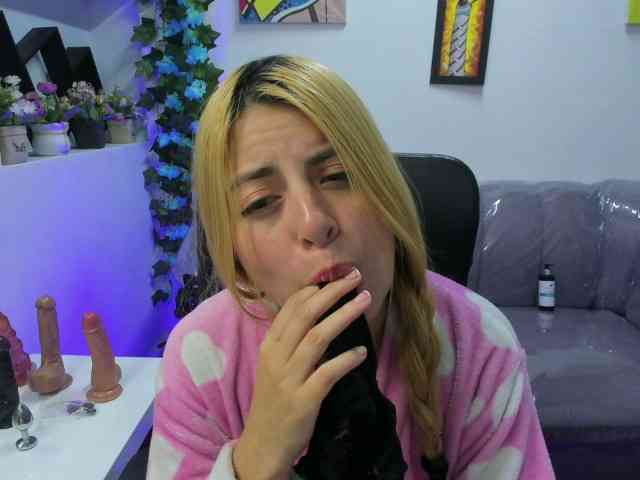CelesteNaugthy webcam
