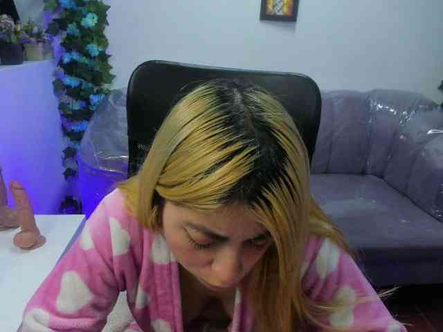 CelesteNaugthy webcam