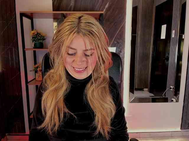 CelesteNaugthy webcam