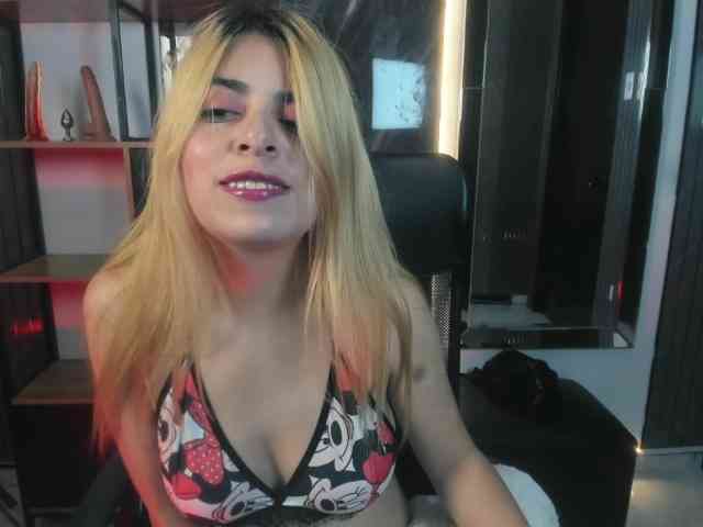 CelesteNaugthy webcam