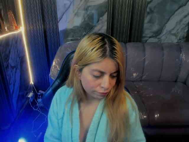 CelesteNaugthy webcam