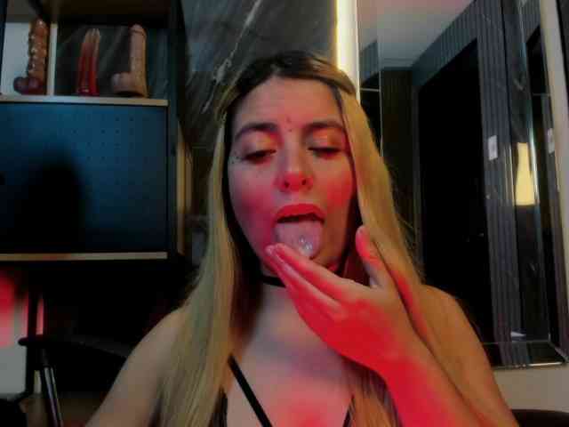 CelesteNaugthy webcam