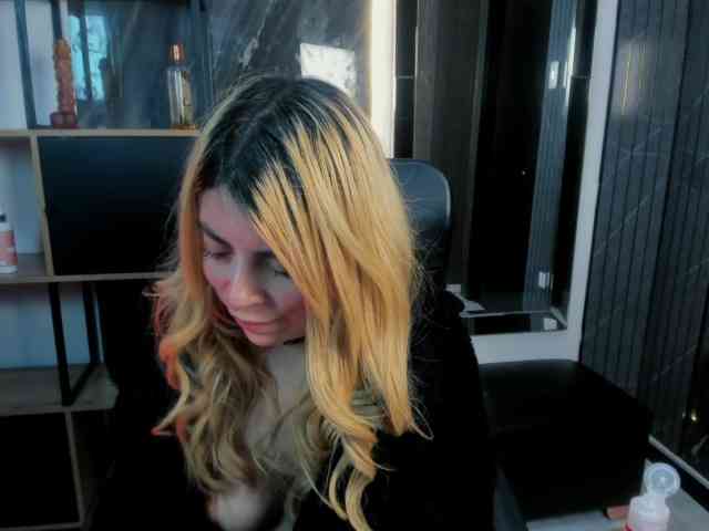CelesteNaugthy webcam