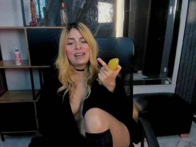 CelesteNaugthy webcam