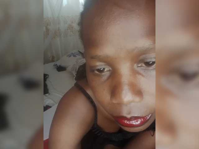 Afri live cam on BongaCams