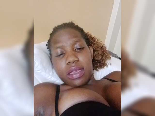 Afri live cam on BongaCams