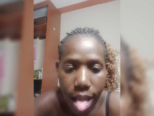Afri live cam on BongaCams