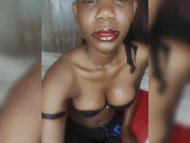 Afri live cam on BongaCams