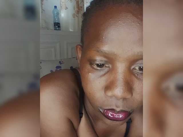 Afri live cam on BongaCams