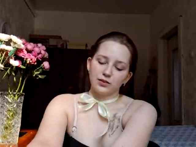 MarilynRotundo webcam