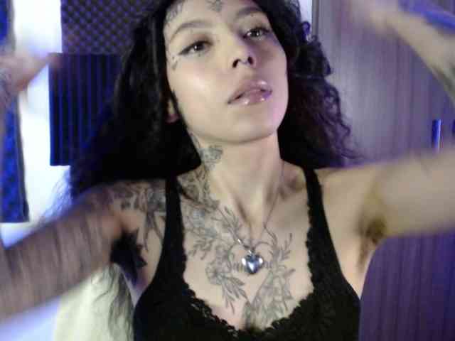 TamikaAoki webcam