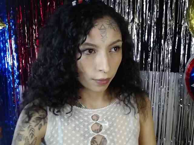 TamikaAoki webcam