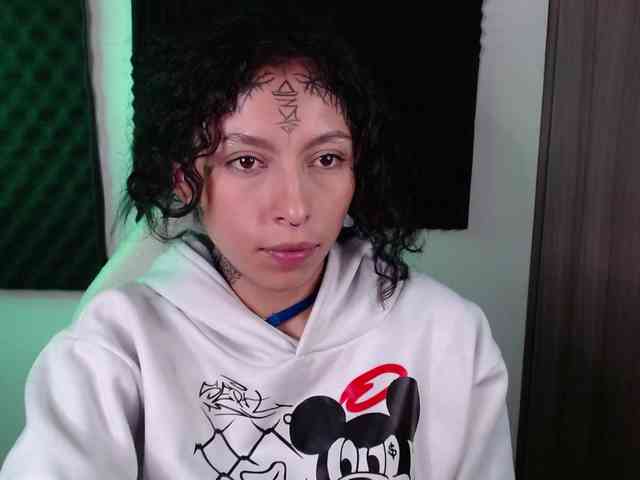 TamikaAoki webcam