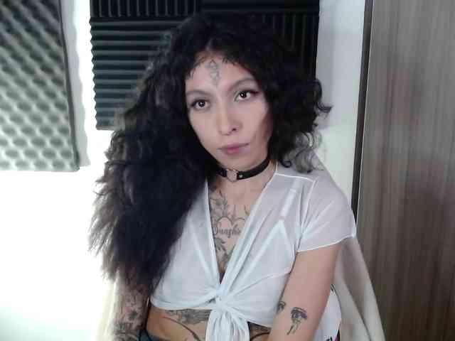 TamikaAoki webcam