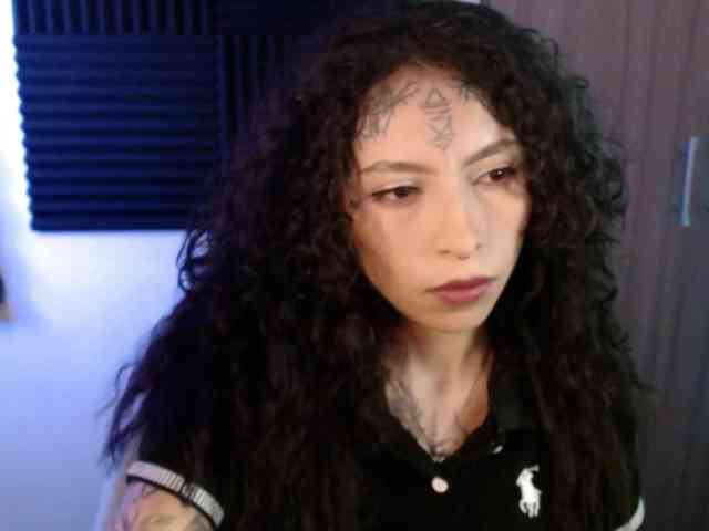 TamikaAoki webcam