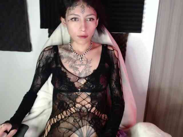 TamikaAoki webcam