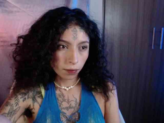 TamikaAoki webcam