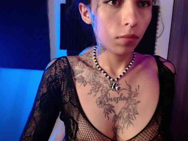TamikaAoki webcam