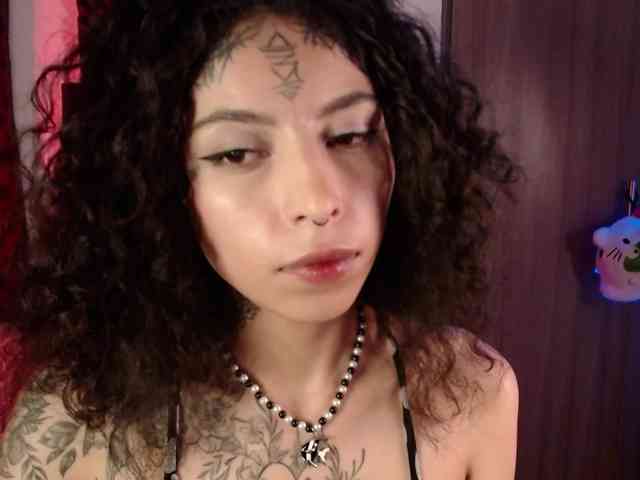 tamikaaoki's live room