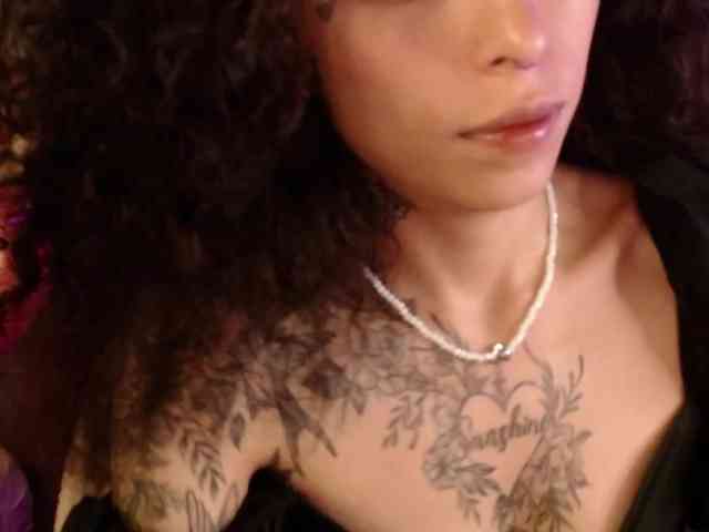 TamikaAoki webcam