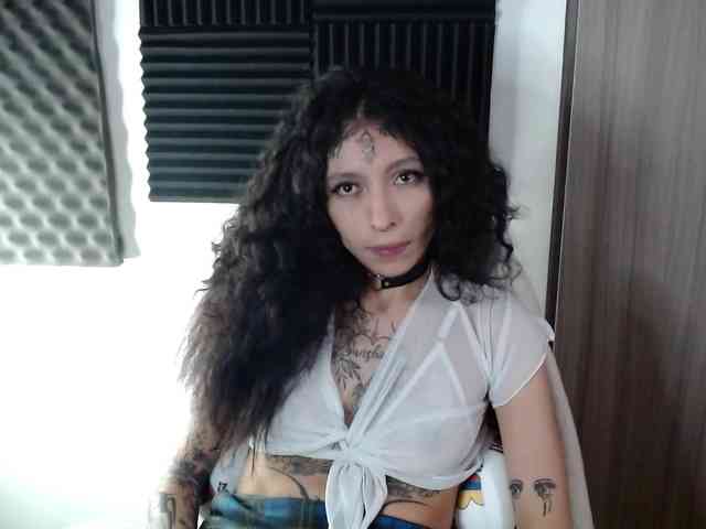 TamikaAoki webcam