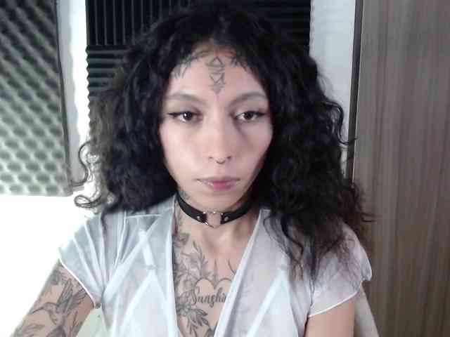 TamikaAoki webcam