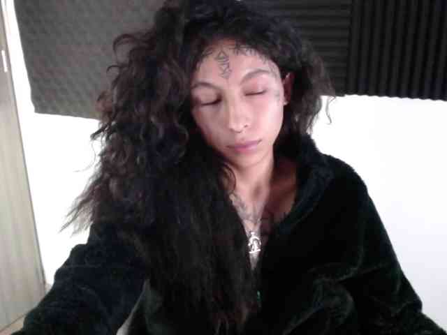 TamikaAoki webcam