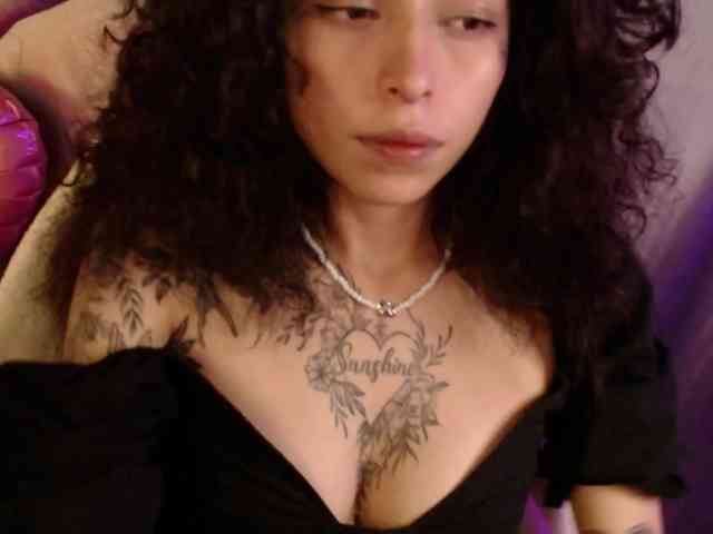 TamikaAoki webcam