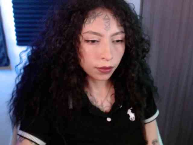 TamikaAoki webcam
