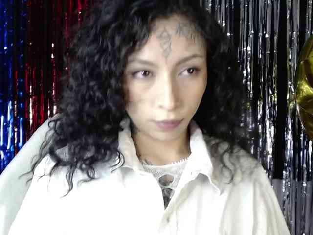TamikaAoki webcam