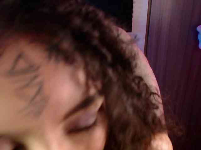 TamikaAoki webcam