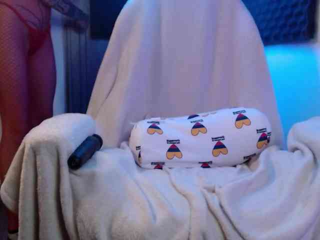 TamikaAoki webcam