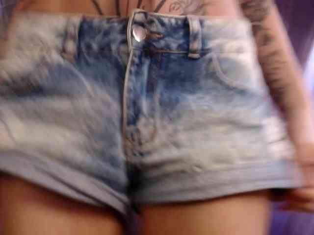 TamikaAoki webcam